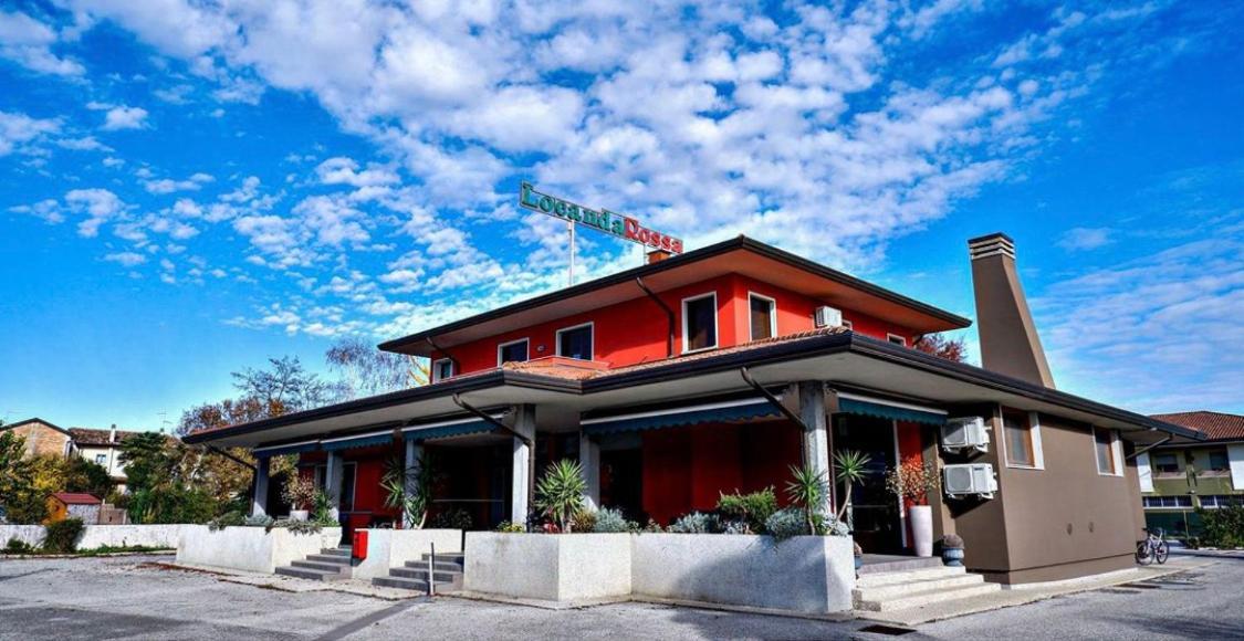 מלון Romans di Varmo Locanda Rossa מראה חיצוני תמונה