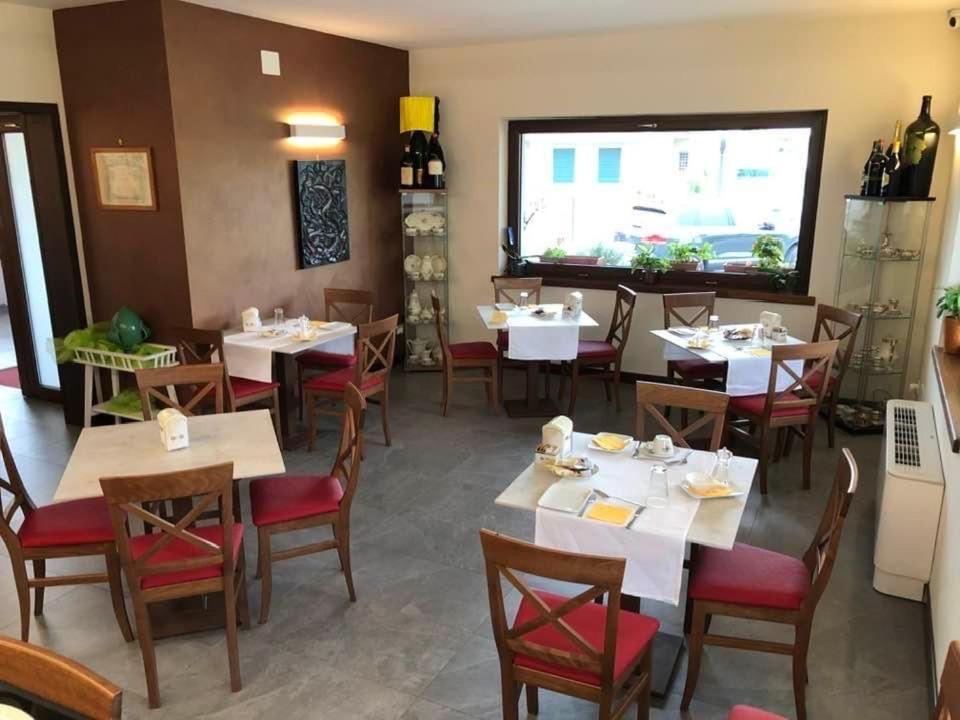 מלון Romans di Varmo Locanda Rossa מראה חיצוני תמונה